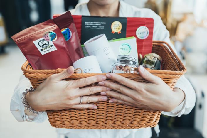 「在花蓮•找回塞爆行李的自己」系列之一