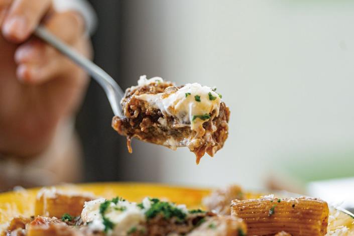 各種讓人垂涎欲滴的餐點或麵食，吃得出精緻用心料理的義式風味。_結果