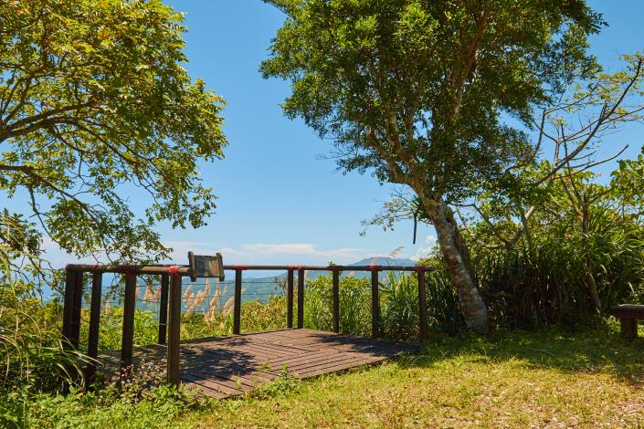 Yuemeishan Trail, An Experience of the Natural Wild 4