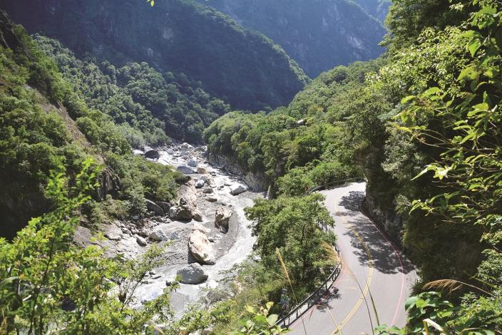 Lushui Heliu Trail  An experience of the beauty of ecology and humanity 4