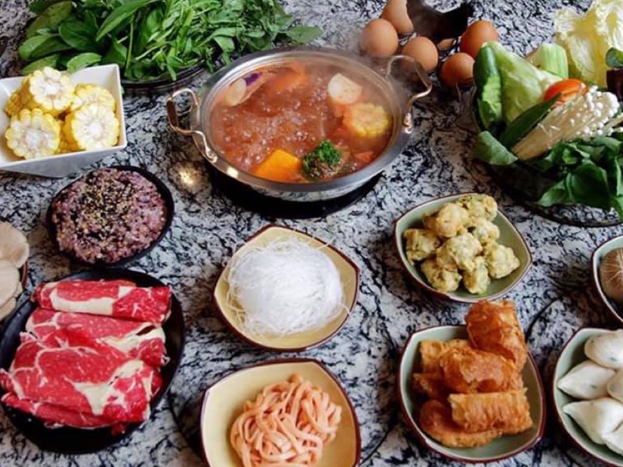 Tomato Hot Pot & Cafe 1