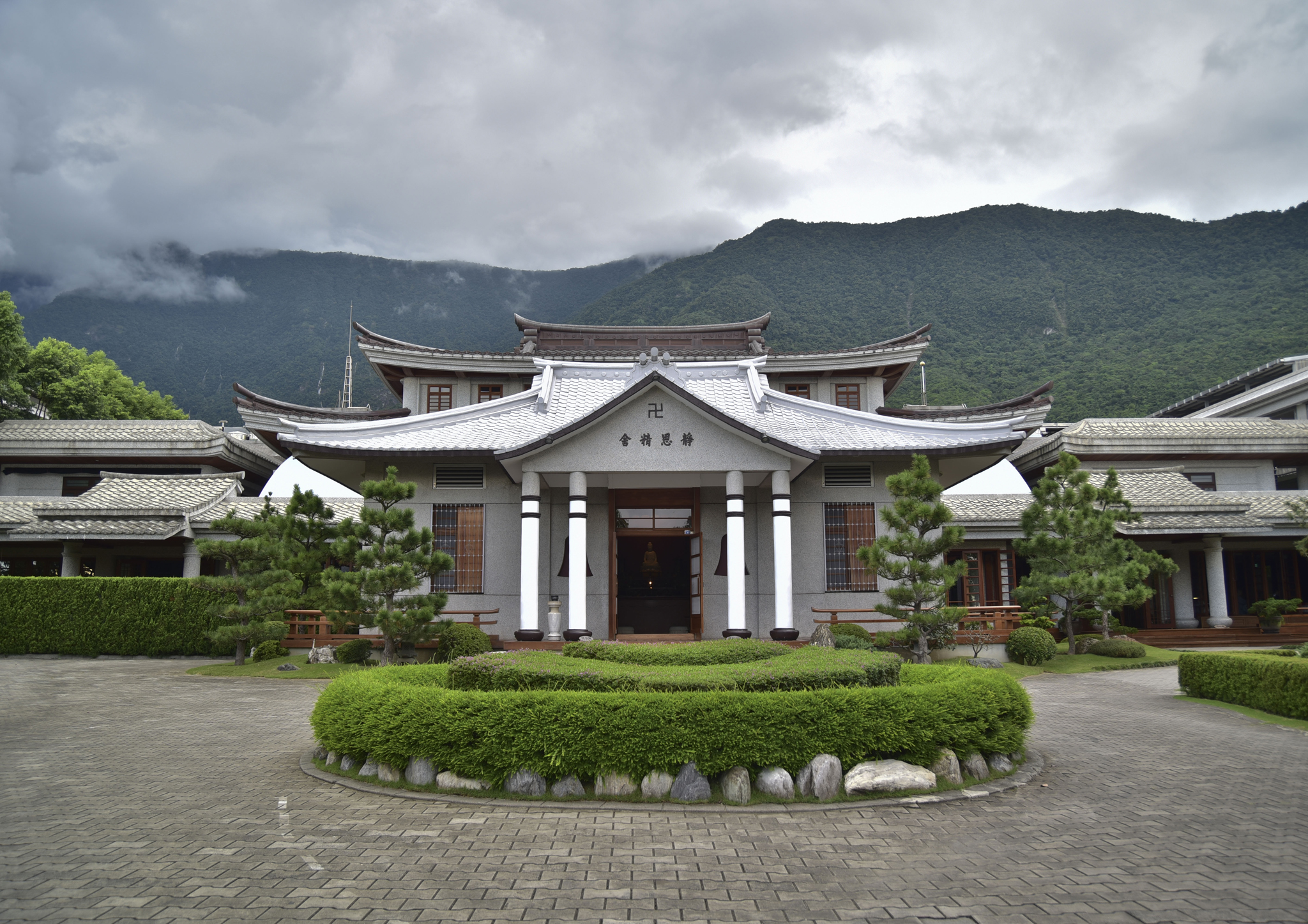 Tzu Chi Jing-Si Abode