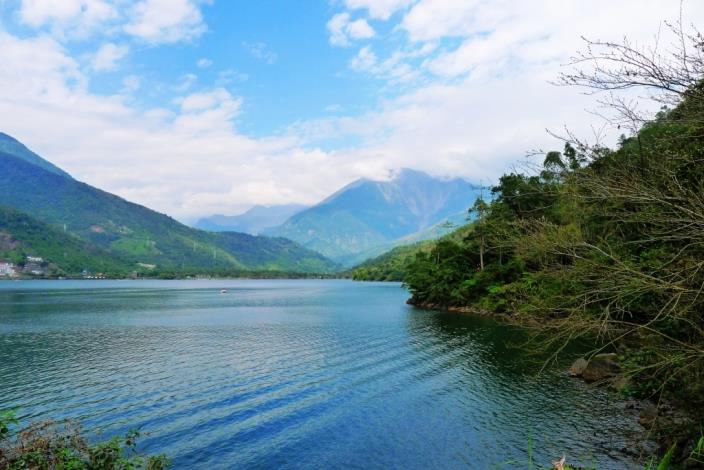 Liyu Lake 4