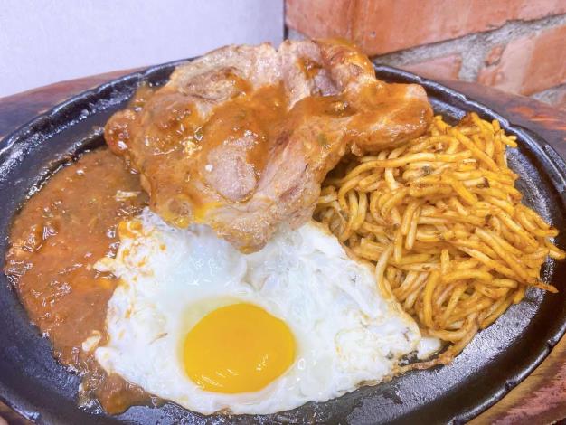 F55 Chinatown Steak Stand 3