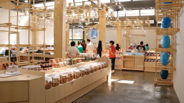 치싱탄 가다랑어 박물관에서는 가다랑어 제조 기술과 해양 문화, 오감 체험을 연계하여 화롄만의 독특한 어촌 생활을 엿보고 이 지역의 따뜻한 온기를 느낄 수 있습니다._結果